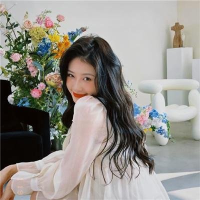 邪恶的蕾丝莉